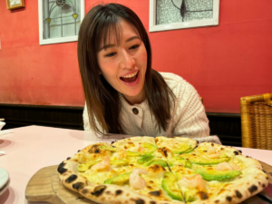 【いわき市草木台】住宅街にひっそり佇む隠れ家洋食店「グリルいがらし」でエビとアボカドの自家製生地ピザととろとろプリンに舌鼓!