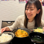 【いわき市】小名浜でボリューム満点の定食!個室カラオケも楽しめるレトロなレストラン「黄色い帽子」に行ってみた。