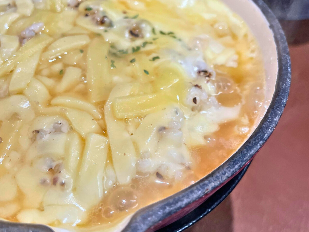 【いわき市】一度食べたら忘れられない！中華そば 風の「味玉鶏白湯 黒」と絶品チーズリゾット